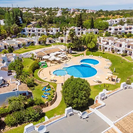 Apartamento Family Holidays With Pool View