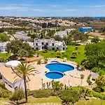 Clube ☀family Holidays With Pool View * البوفيرا