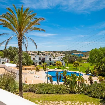 Clube ☀family Holidays With Pool View شقة